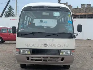 Toyota Coaster 2004
