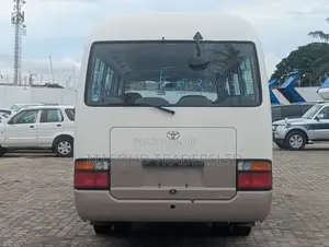 Toyota Coaster 2004