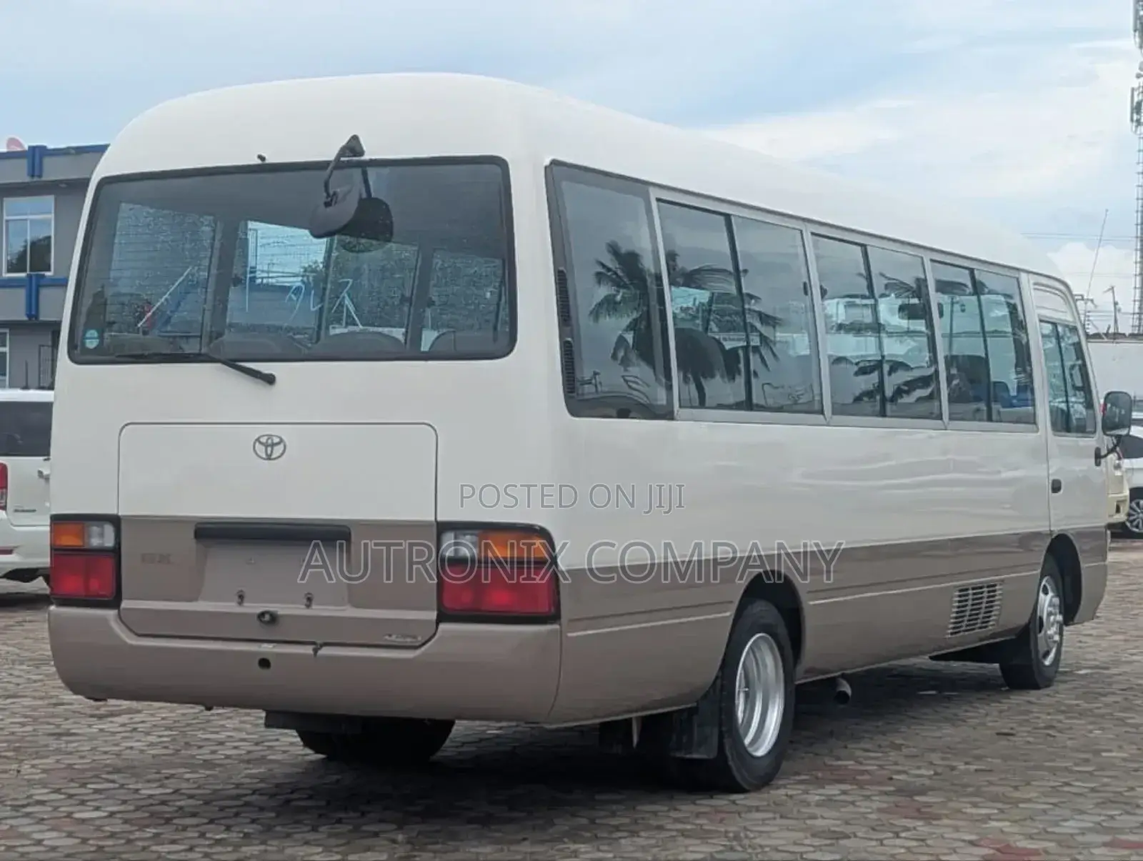 Toyota Coaster 2004