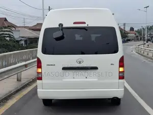 Toyota HiAce 2012 White