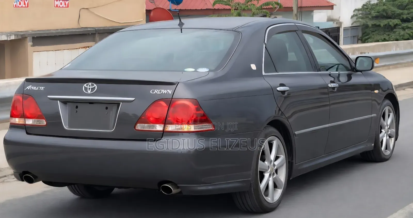 Toyota Crown Royale 2005 Gray