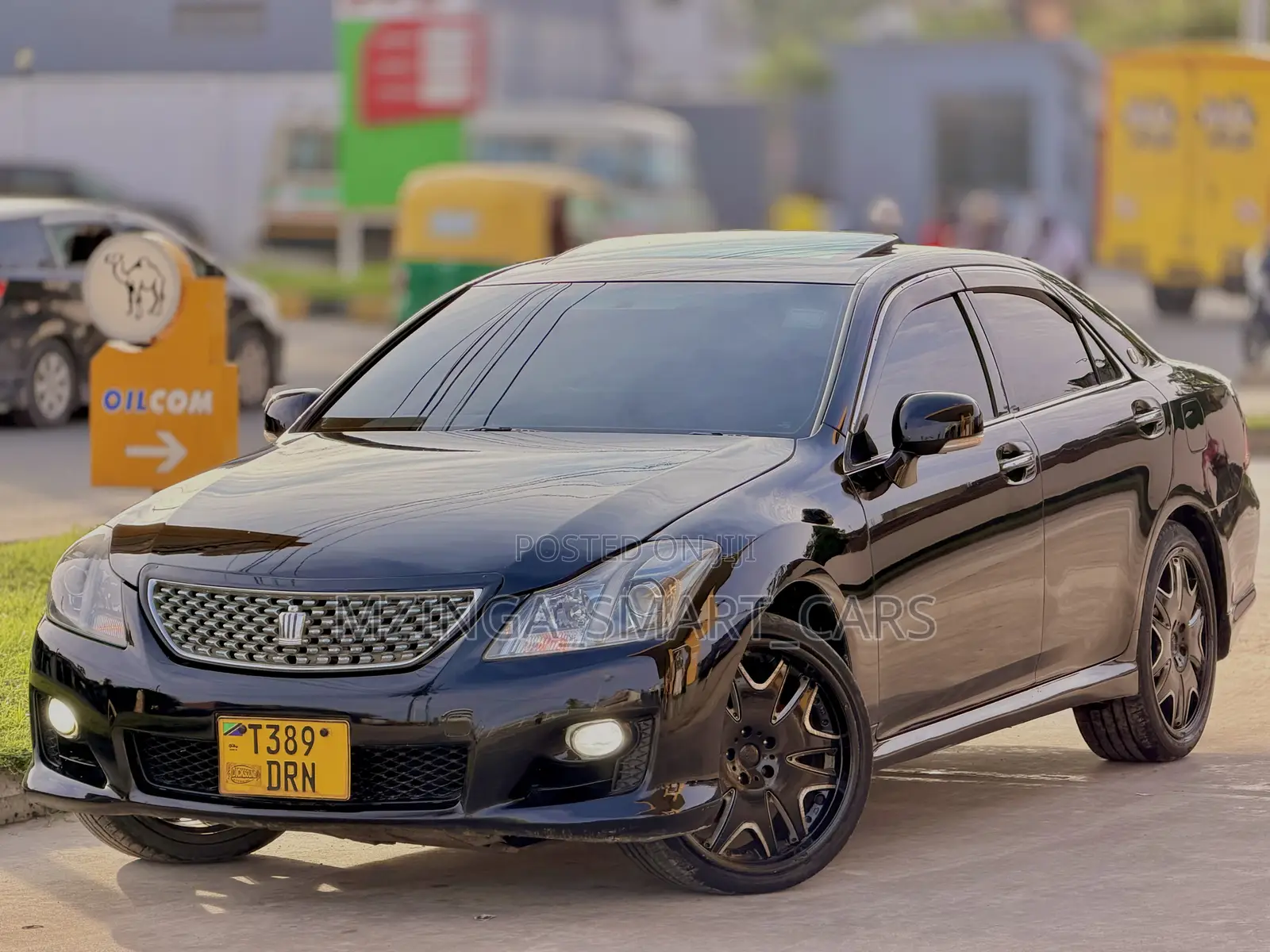 Toyota Crown 2010 Black