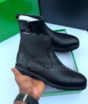 3 Colours Clarks Brand New Men's Leather Boots Materials Quality