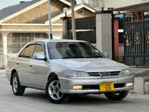 Toyota Carina 2001 Silver
