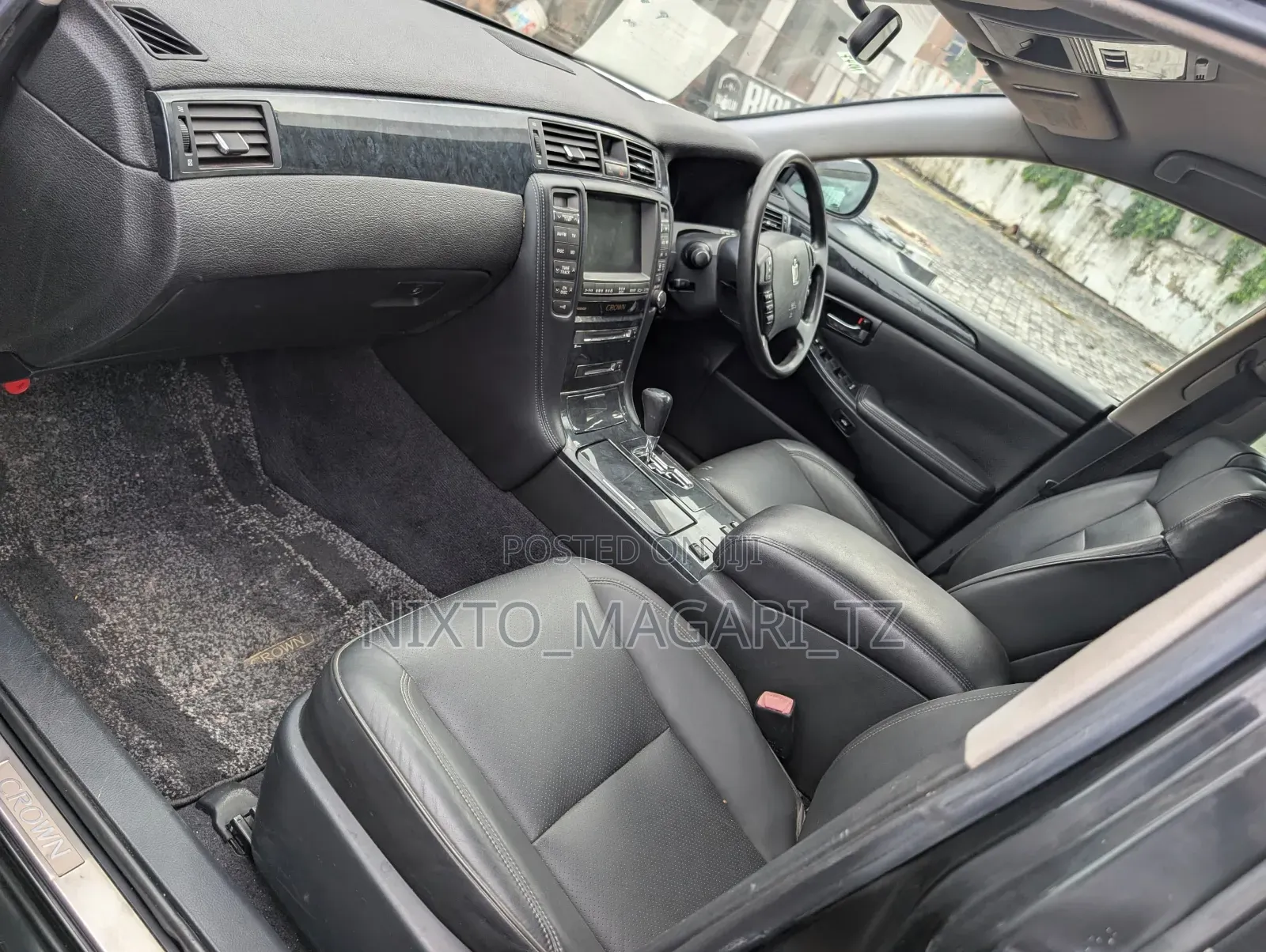 Toyota Crown 2006 Black