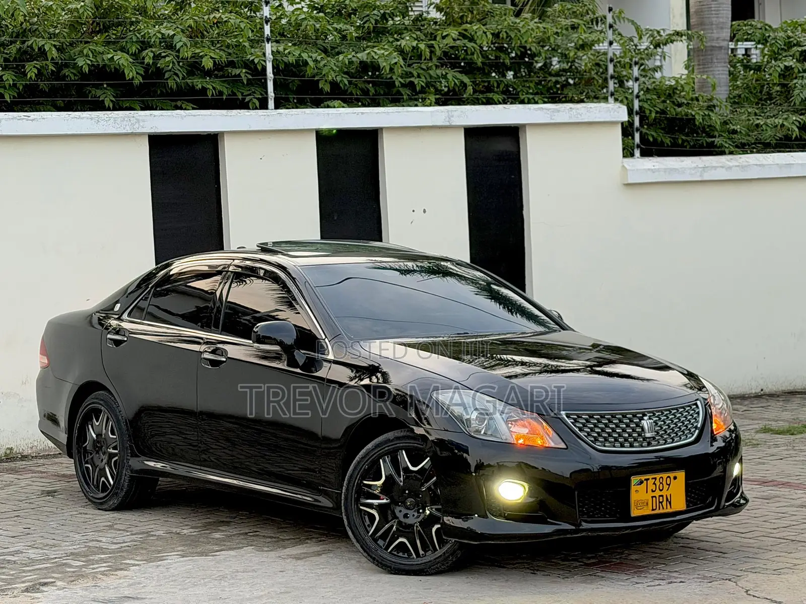 Toyota Crown 2009 Black