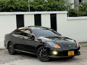 Toyota Crown 2009 Black