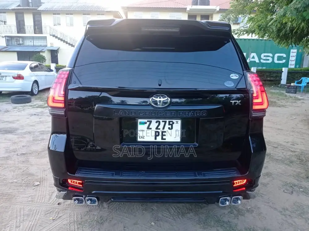 Toyota Land Cruiser Prado 2.7 i 2011 Black