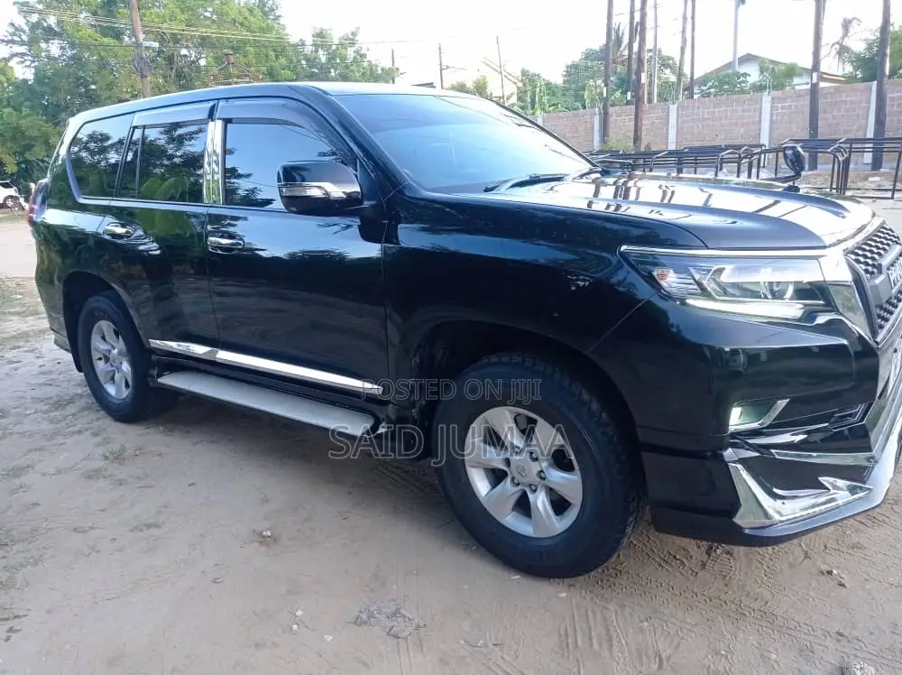 Toyota Land Cruiser Prado 2.7 i 2011 Black