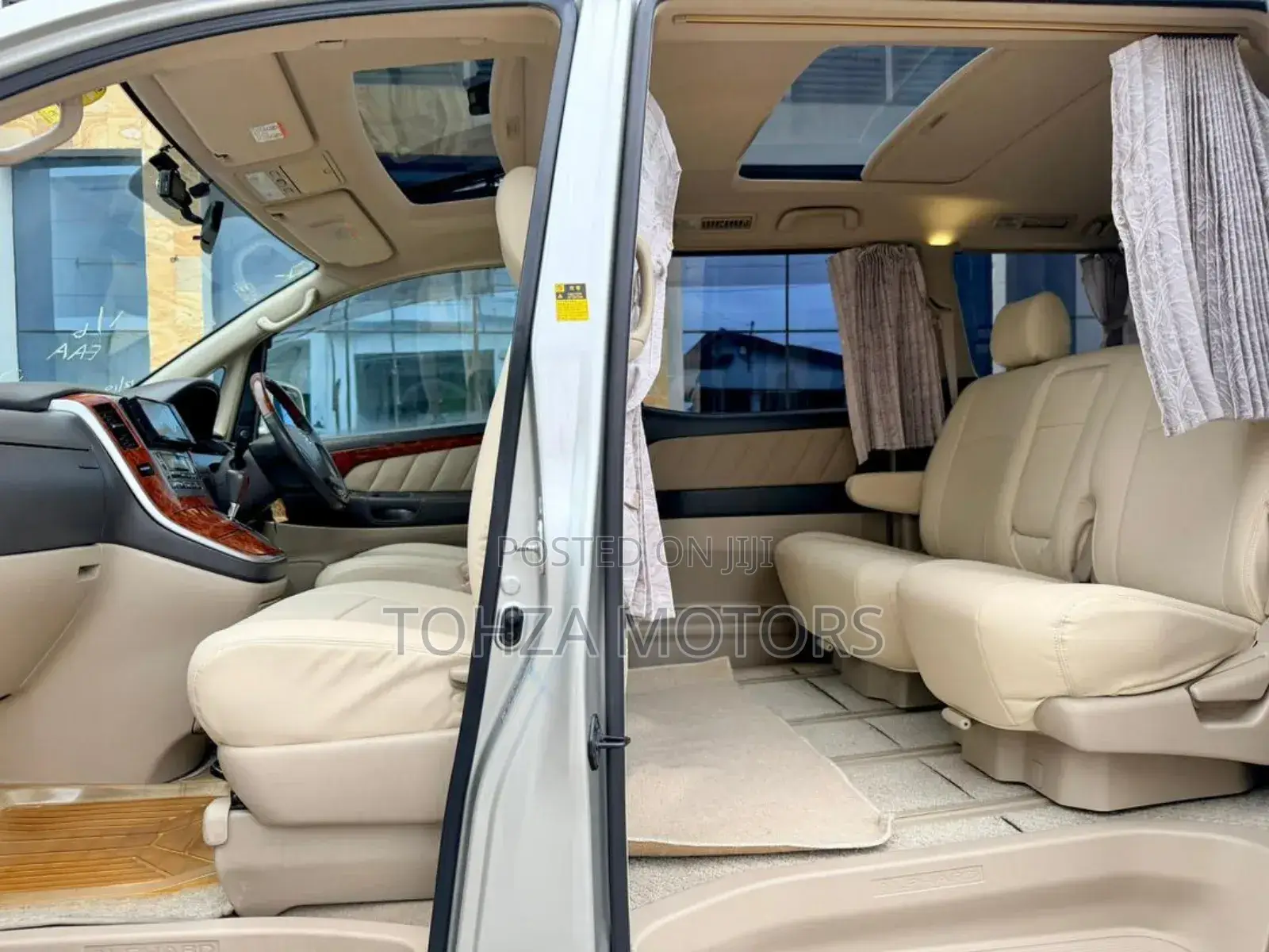 Toyota Alphard 2005 Silver