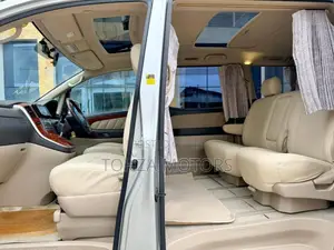 Toyota Alphard 2005 Silver
