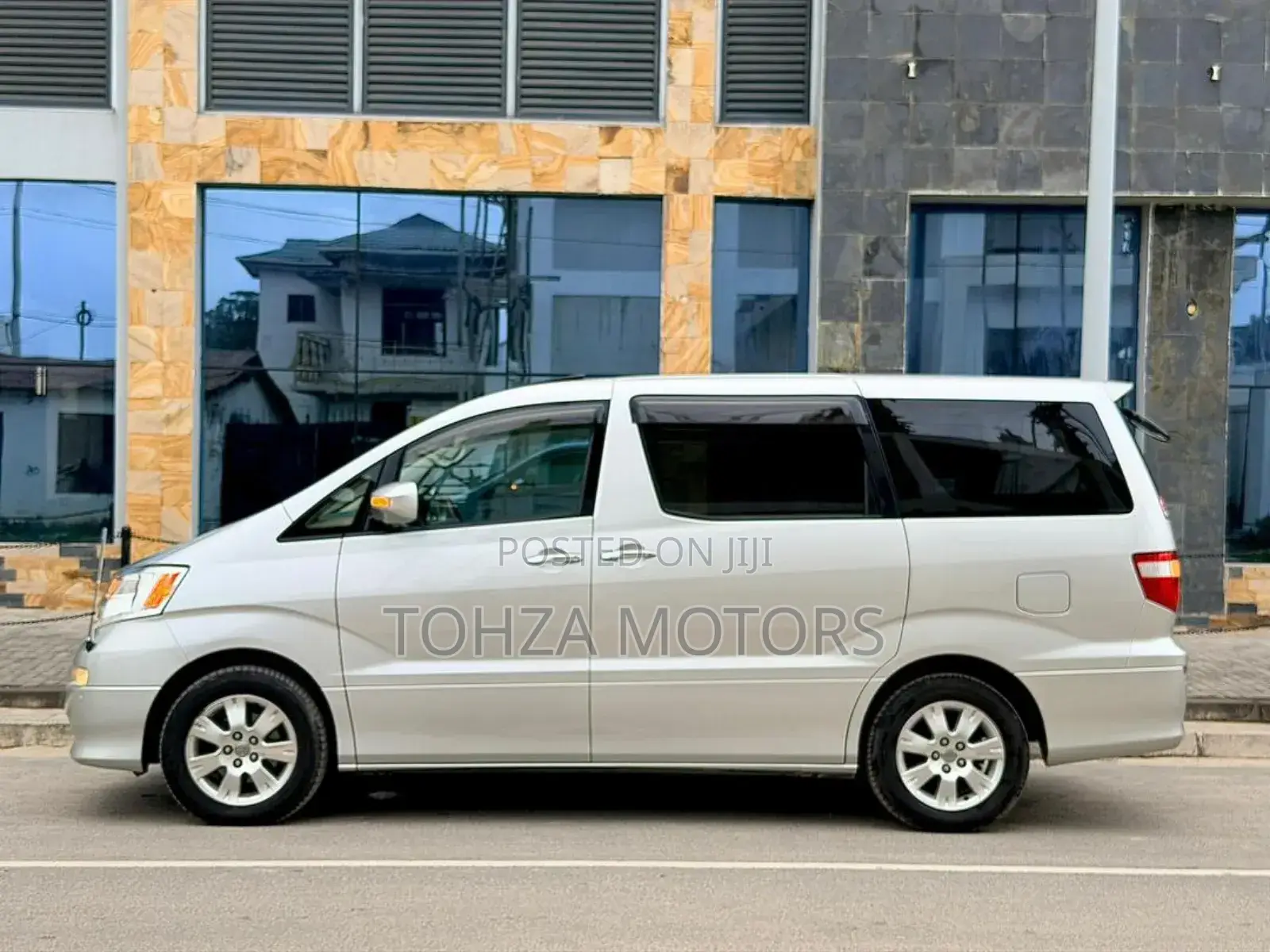 Toyota Alphard 2005 Silver