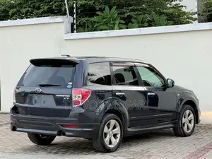 Subaru Forester 2010 Black