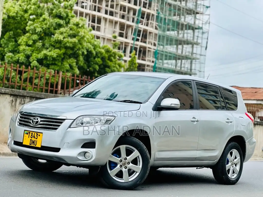 Toyota Vanguard 2009 Silver