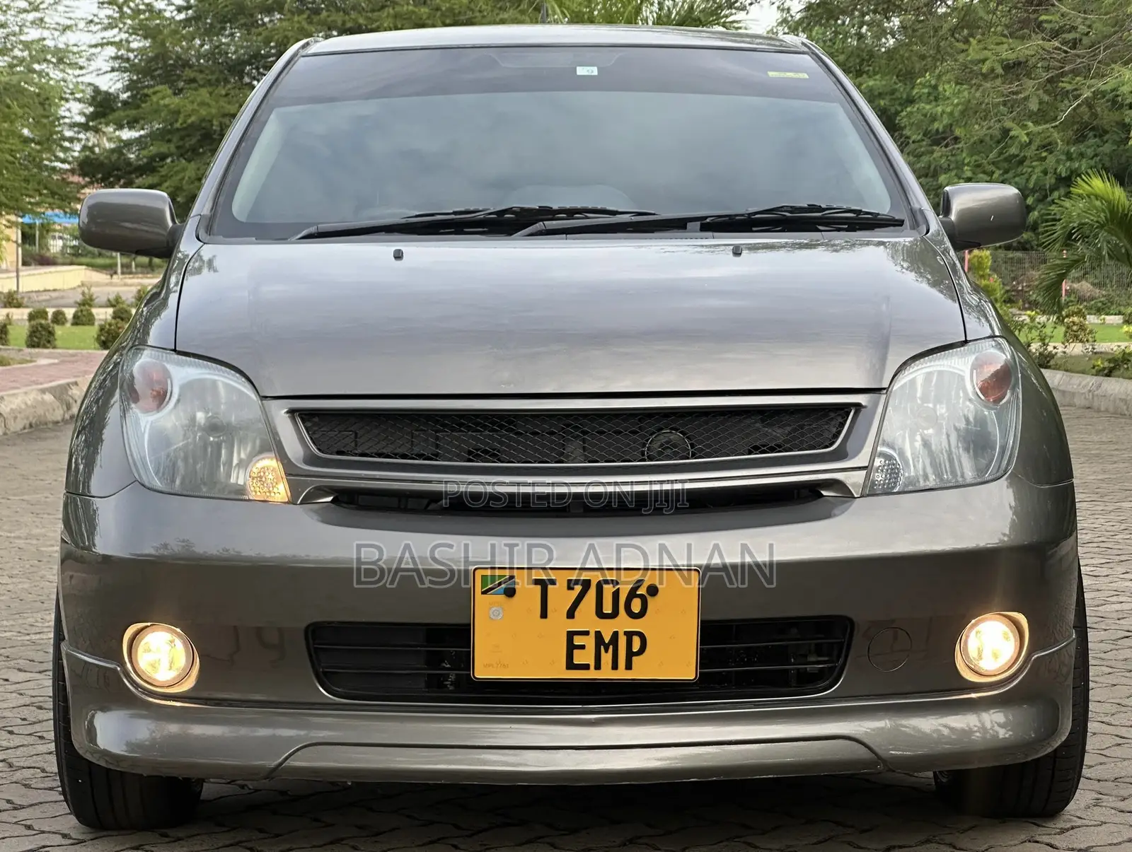 Toyota IST 2004 Gray