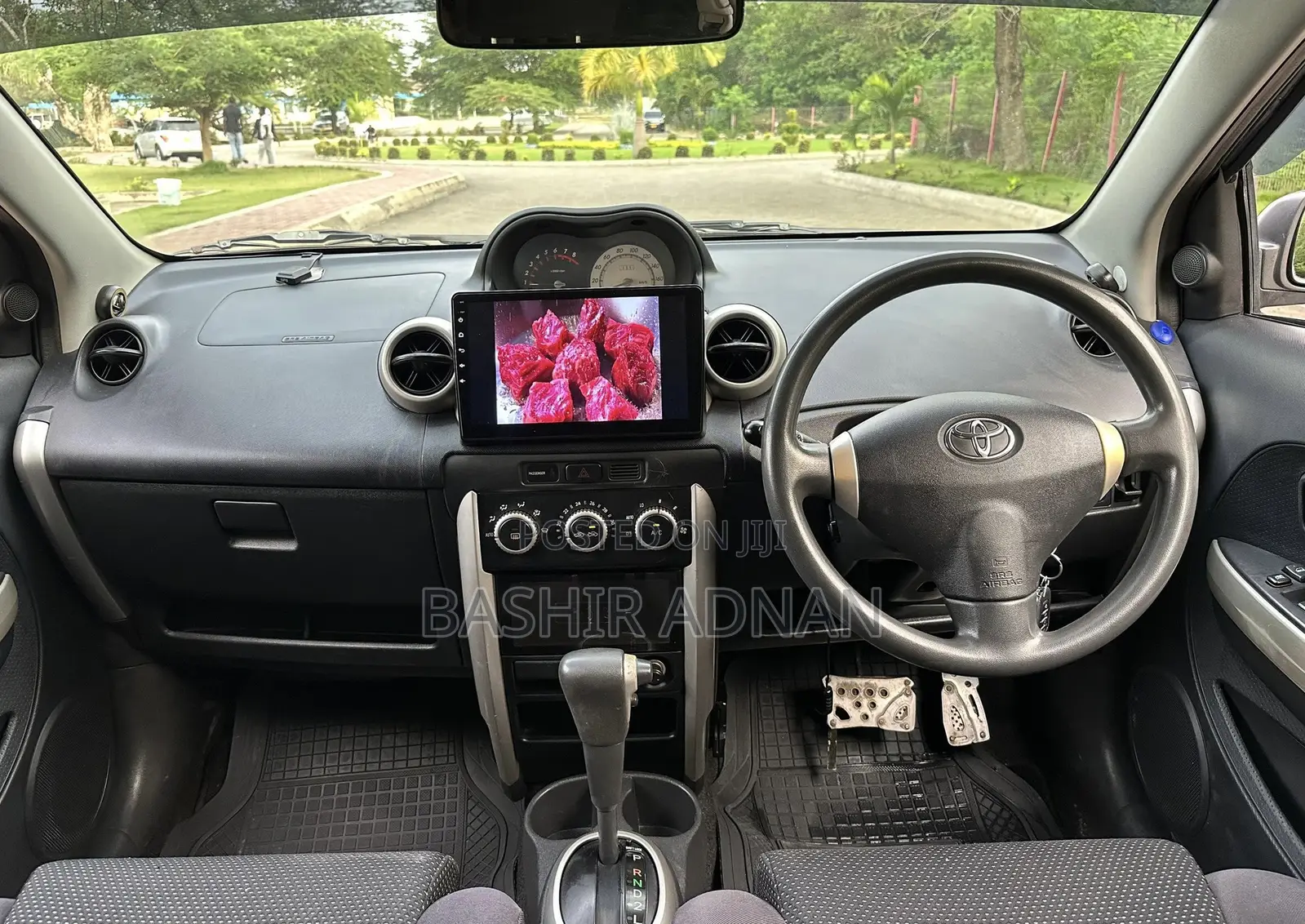 Toyota IST 2004 Gray