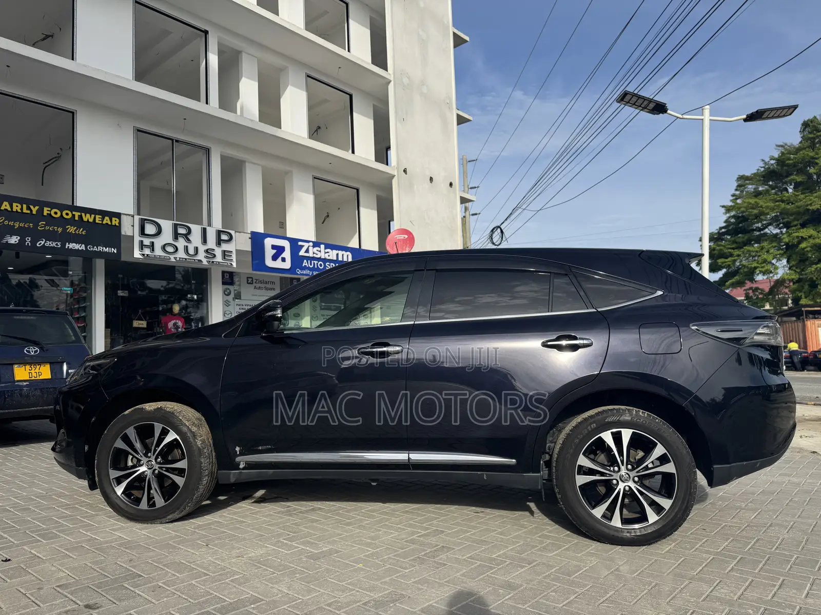 Toyota Harrier 2015 Matt Black