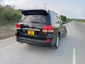 Toyota Land Cruiser 2009 Black