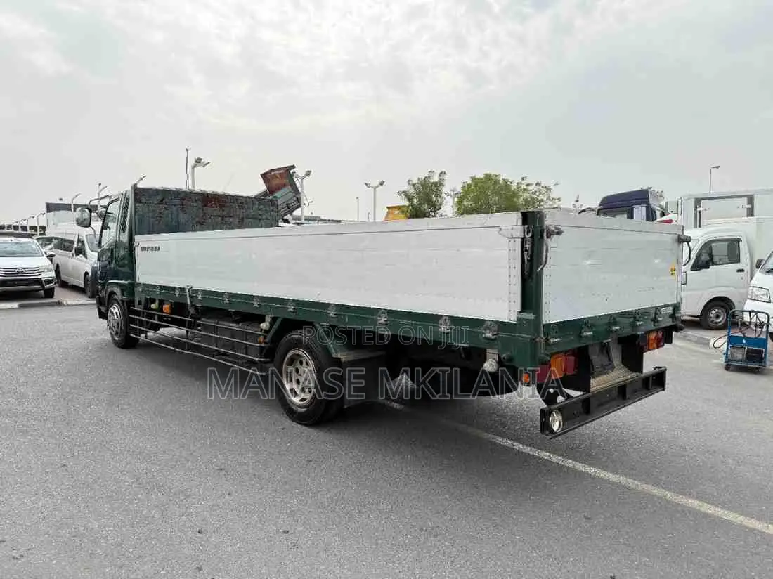 1998 Mitsubishi Fuso Flat Body
