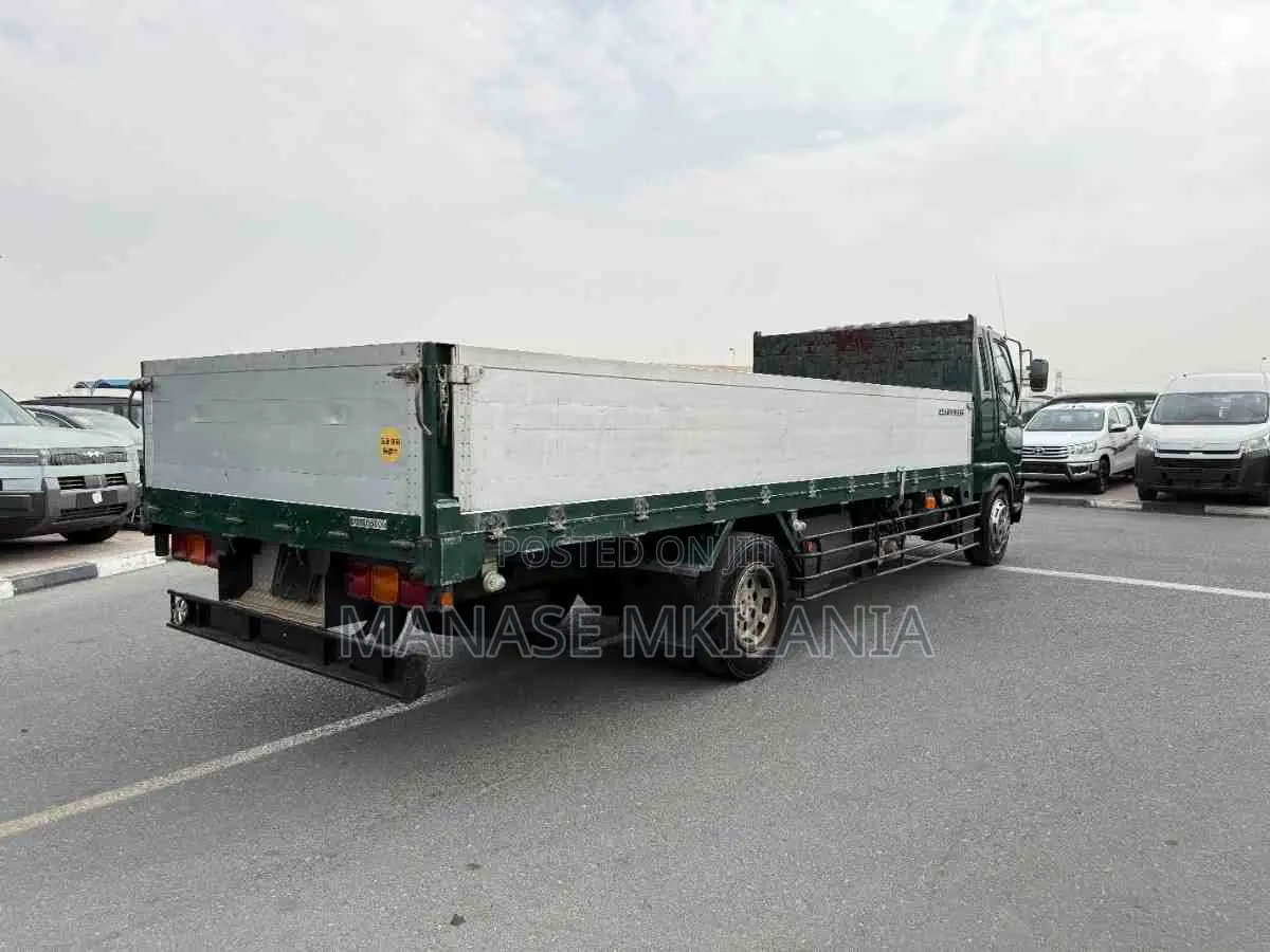 1998 Mitsubishi Fuso Flat Body