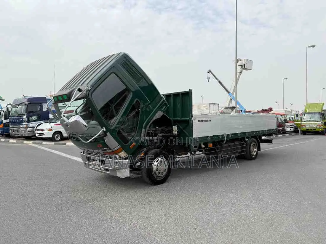 1998 Mitsubishi Fuso Flat Body