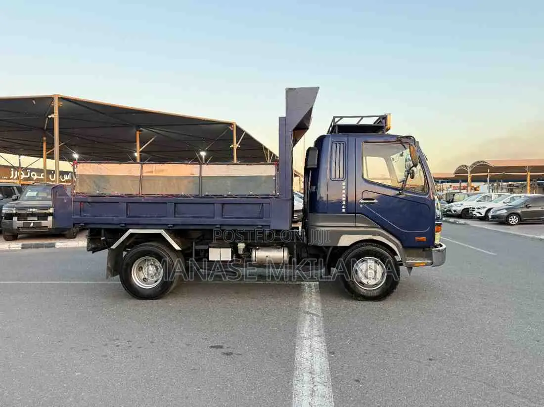 1995 Mitsubishi Fuso Fighter Tipper