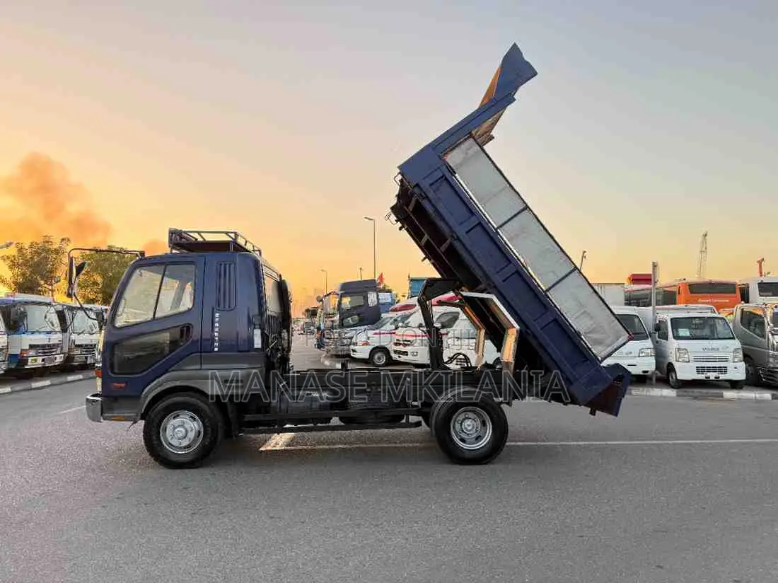 1995 Mitsubishi Fuso Fighter Tipper