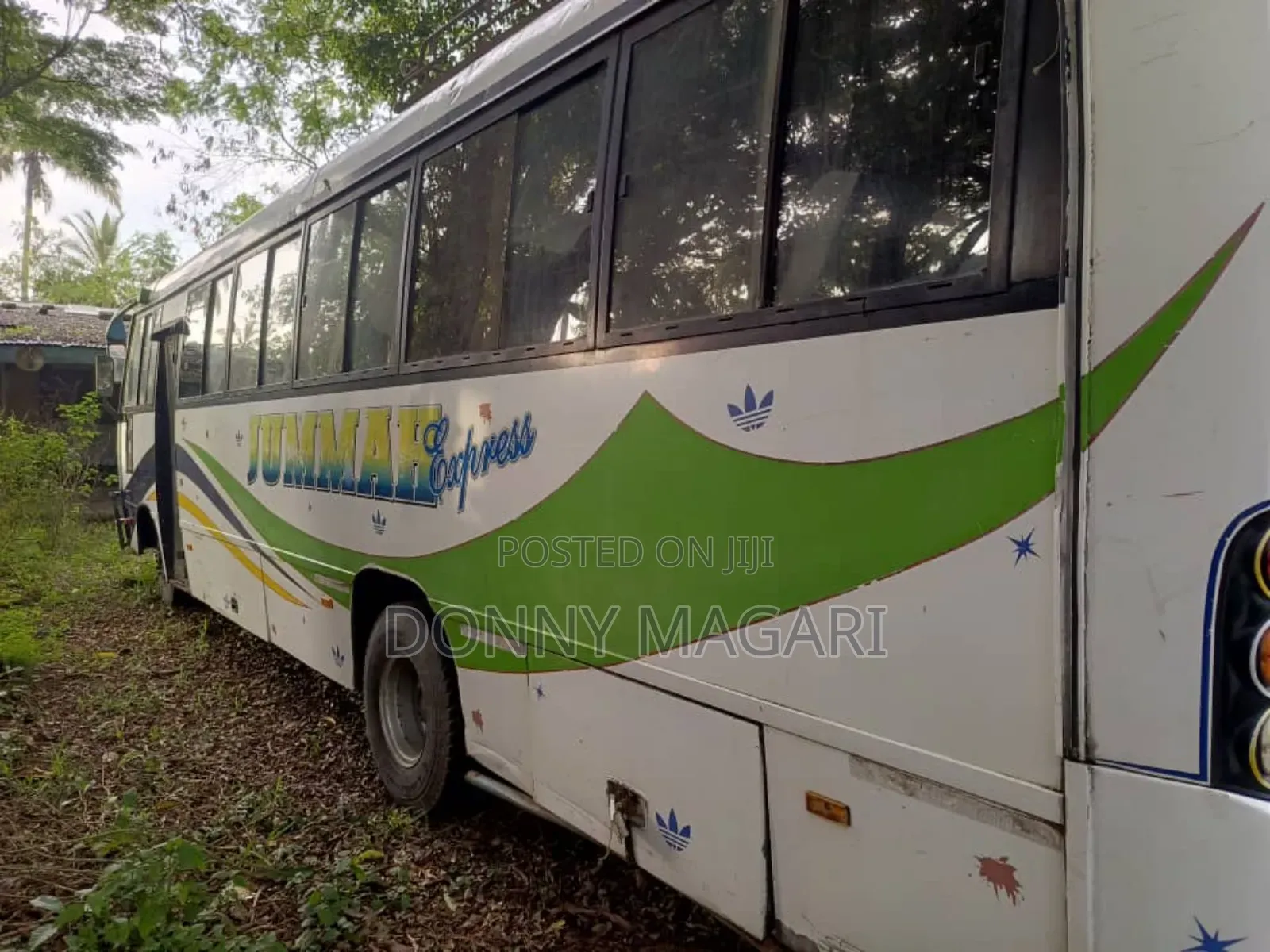 Tata Starbus Ultra Skool 2005 White