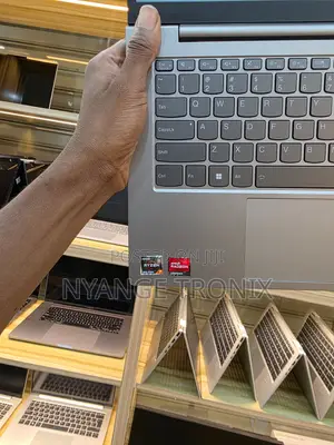Laptop Lenovo Thinkbook 14 8GB AMD Ryzen 7 SSD 256GB