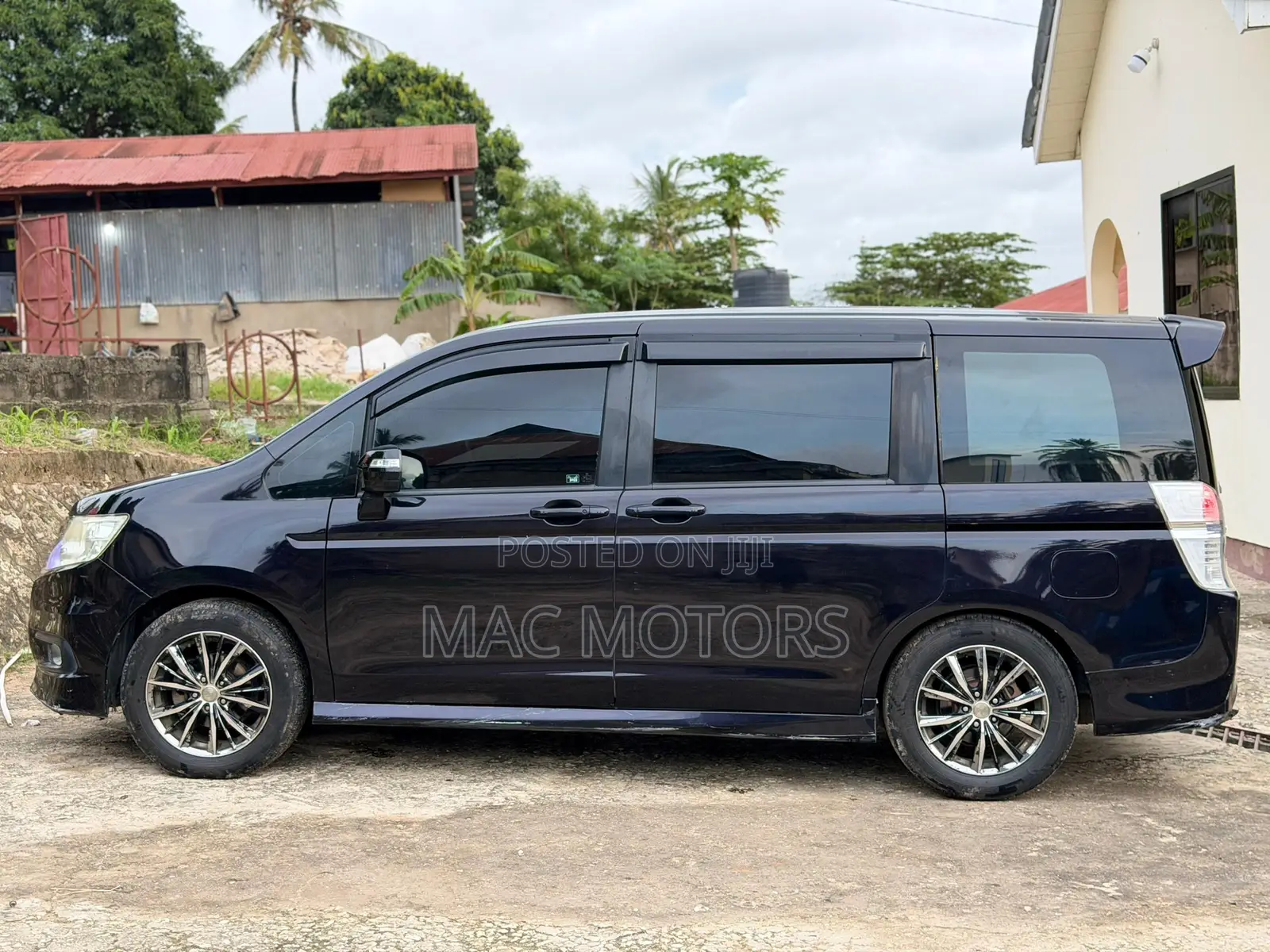 Honda Stepwgn 2011 Black