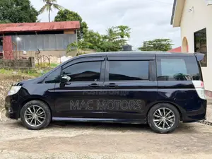Honda Stepwgn 2011 Black