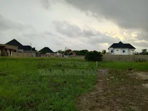 Kiwanja Kinauzwa Kigamboni Kibada Block 17