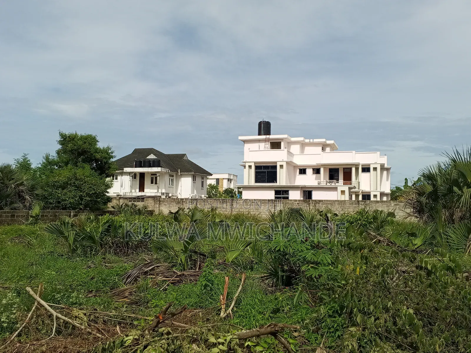 Kiwanja Kinauzwa Kigamboni Kibada Block 17