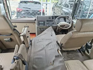 Nissan Civilian 1995 White
