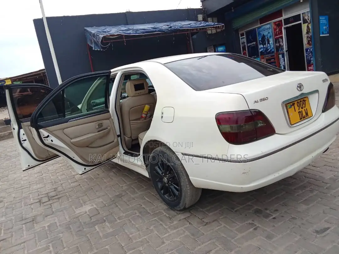 Toyota Brevis 2004 White