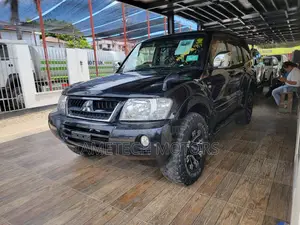 Mitsubishi Pajero 2005 Black