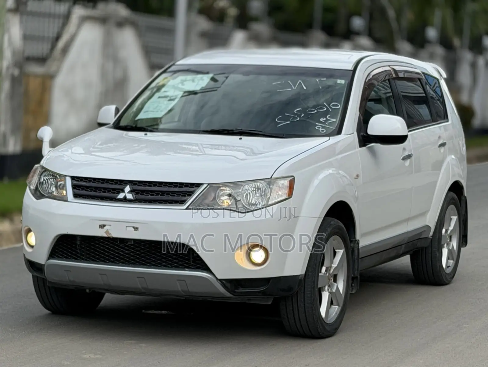 Mitsubishi Outlander 2008 White