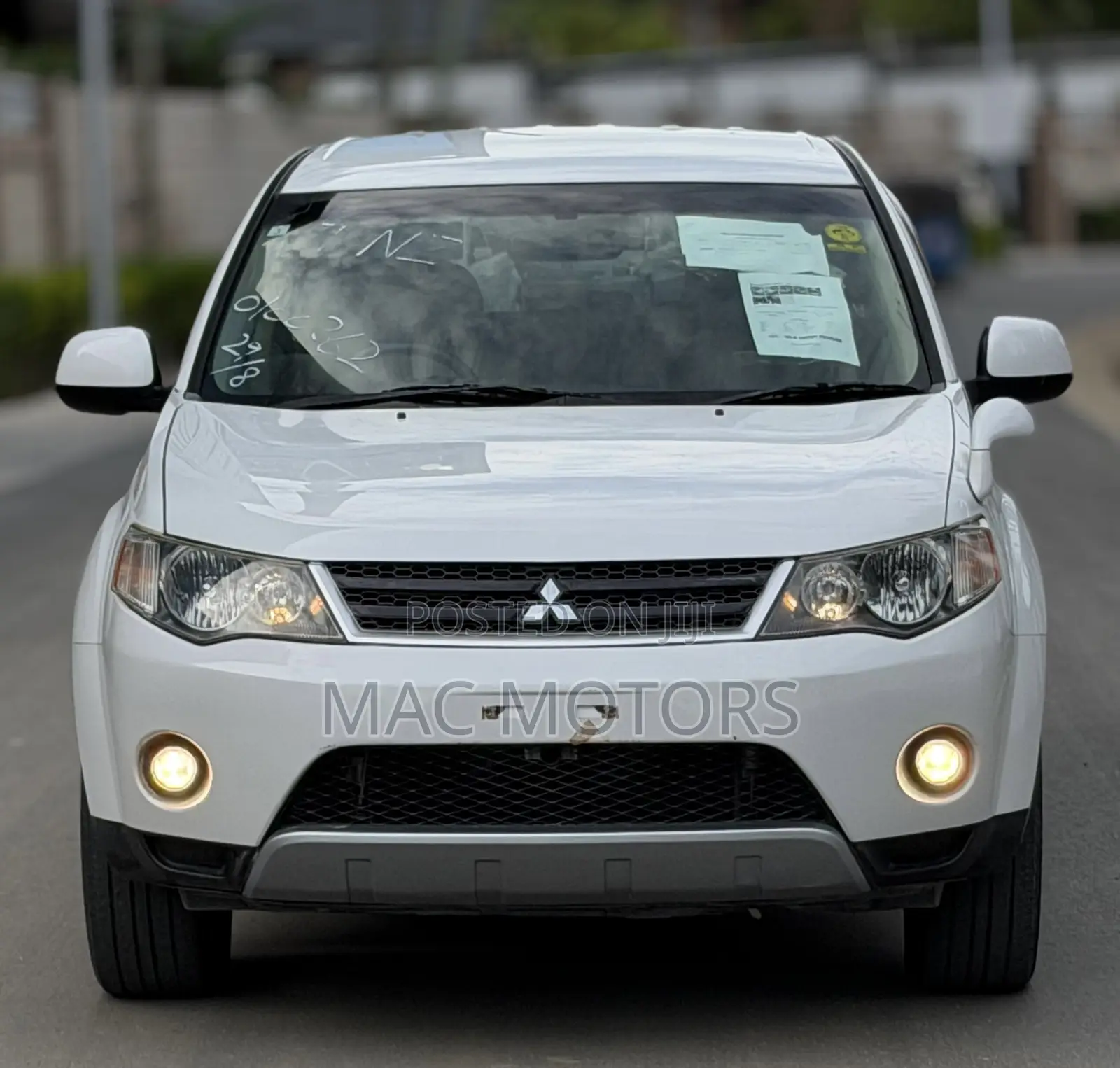 Mitsubishi Outlander 2008 White