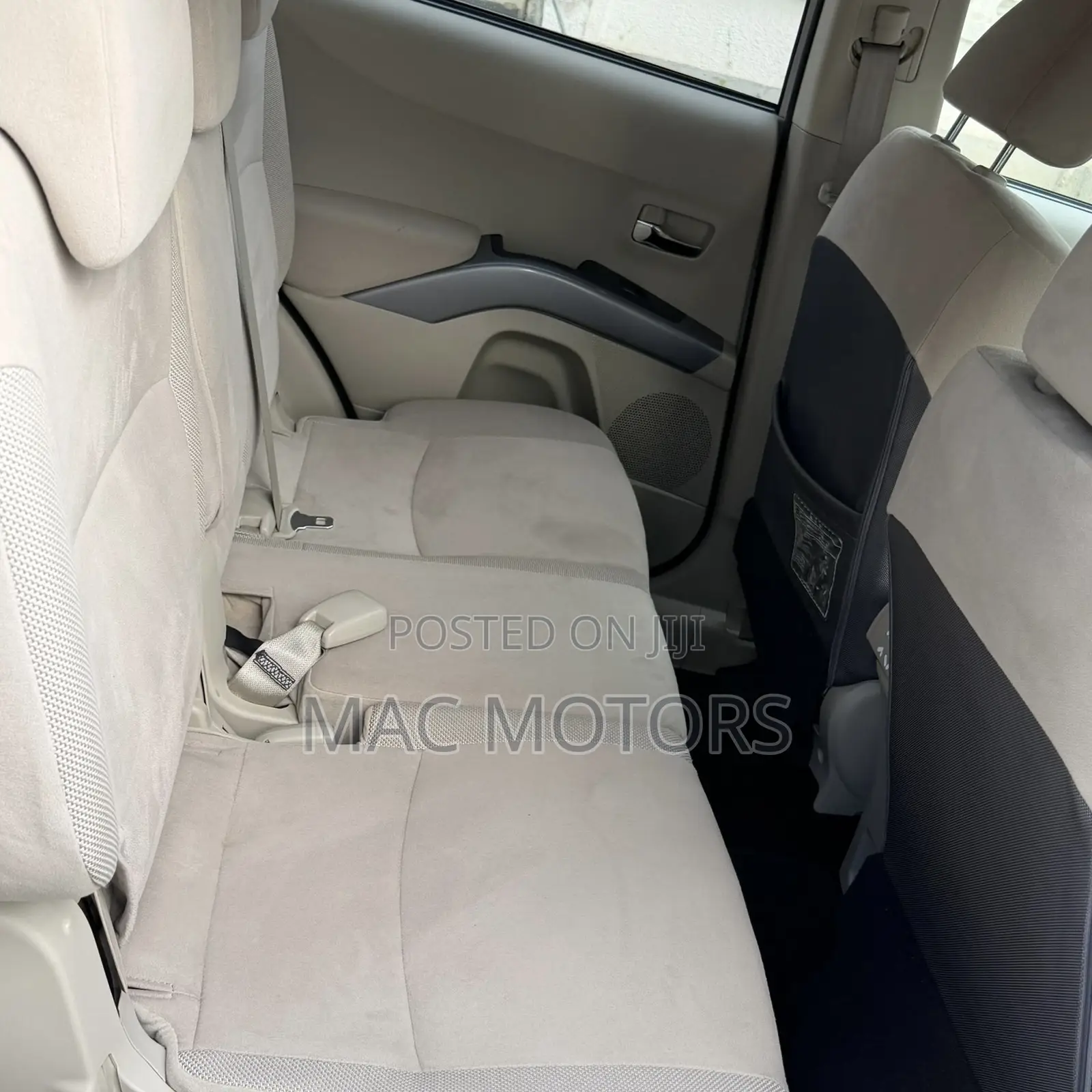 Mitsubishi Outlander 2008 White