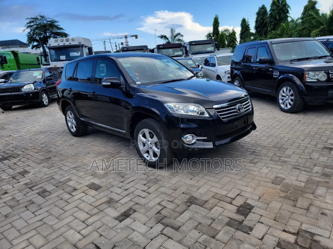 Toyota Vanguard 2013 Black