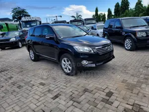 Toyota Vanguard 2013 Black