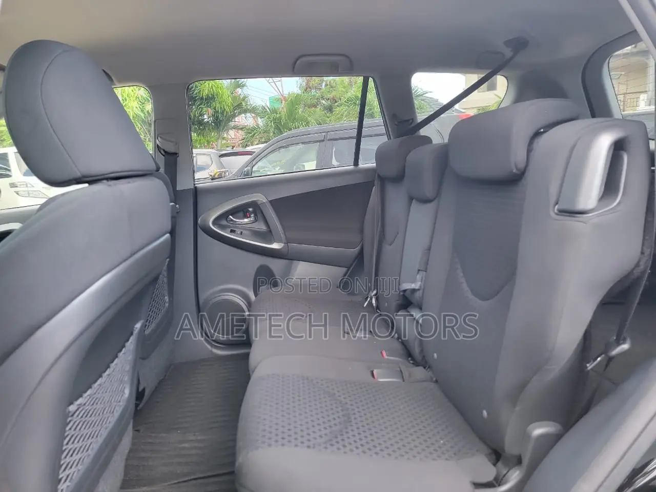 Toyota Vanguard 2013 Black