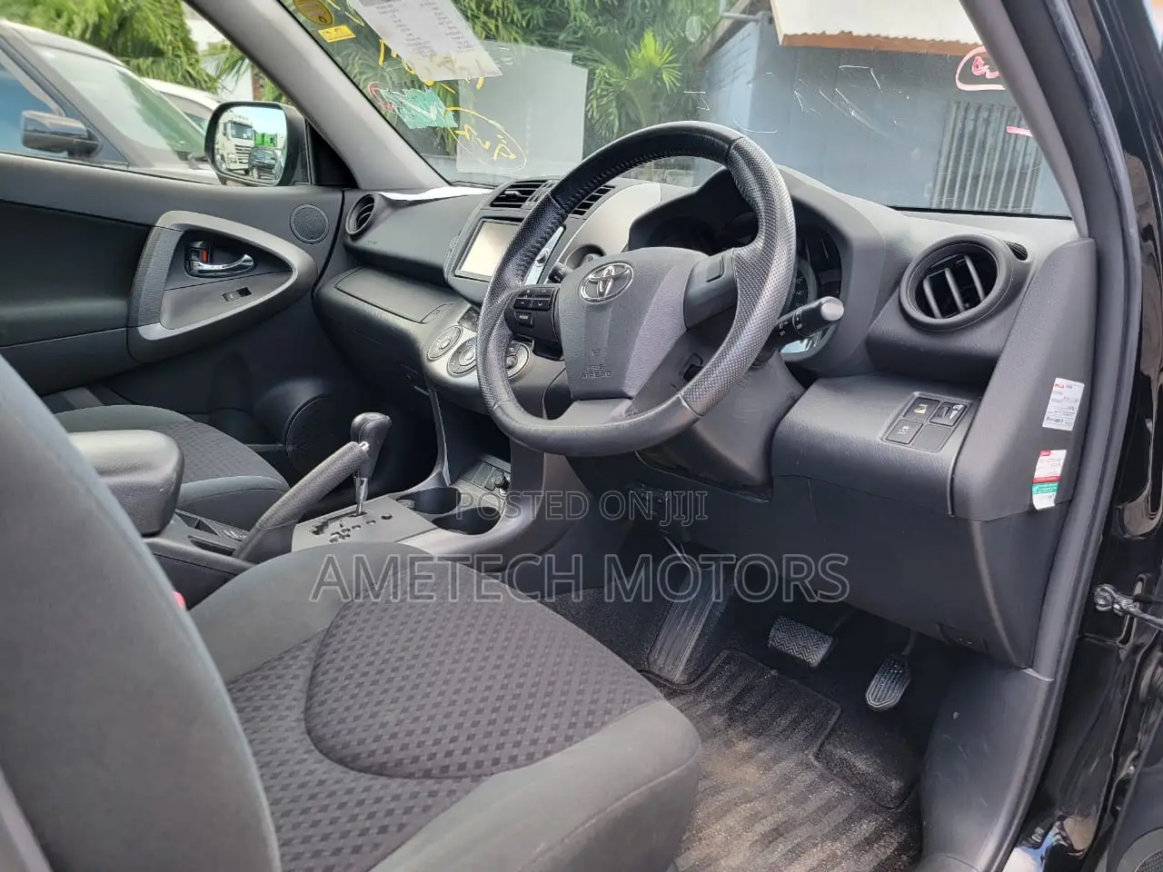 Toyota Vanguard 2013 Black