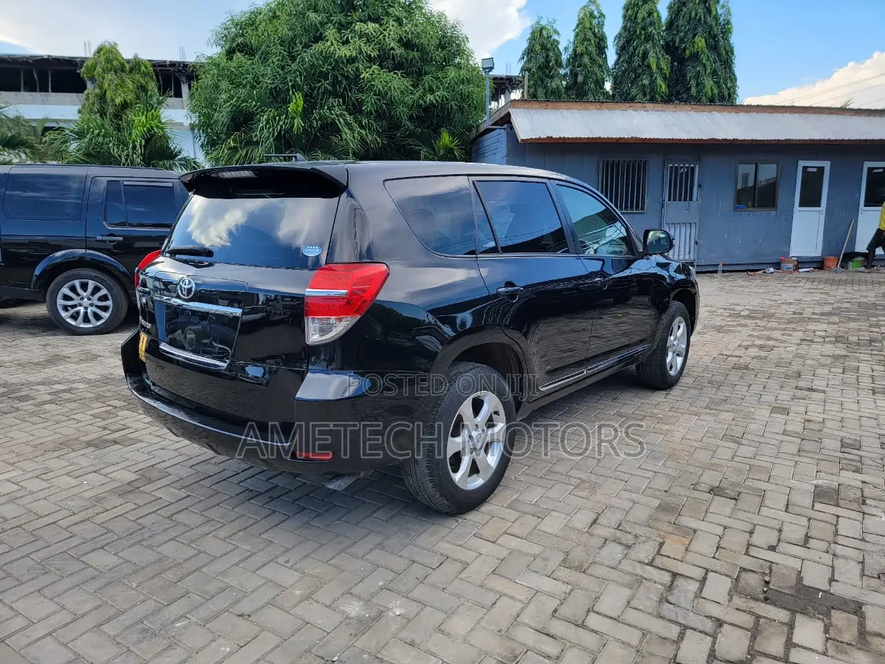 Toyota Vanguard 2013 Black