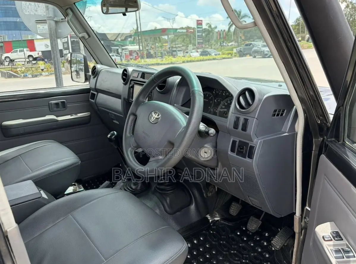 Toyota Land Cruiser 79 Series 2022 Gray