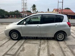 Toyota Corolla Spacio 2003 Silver