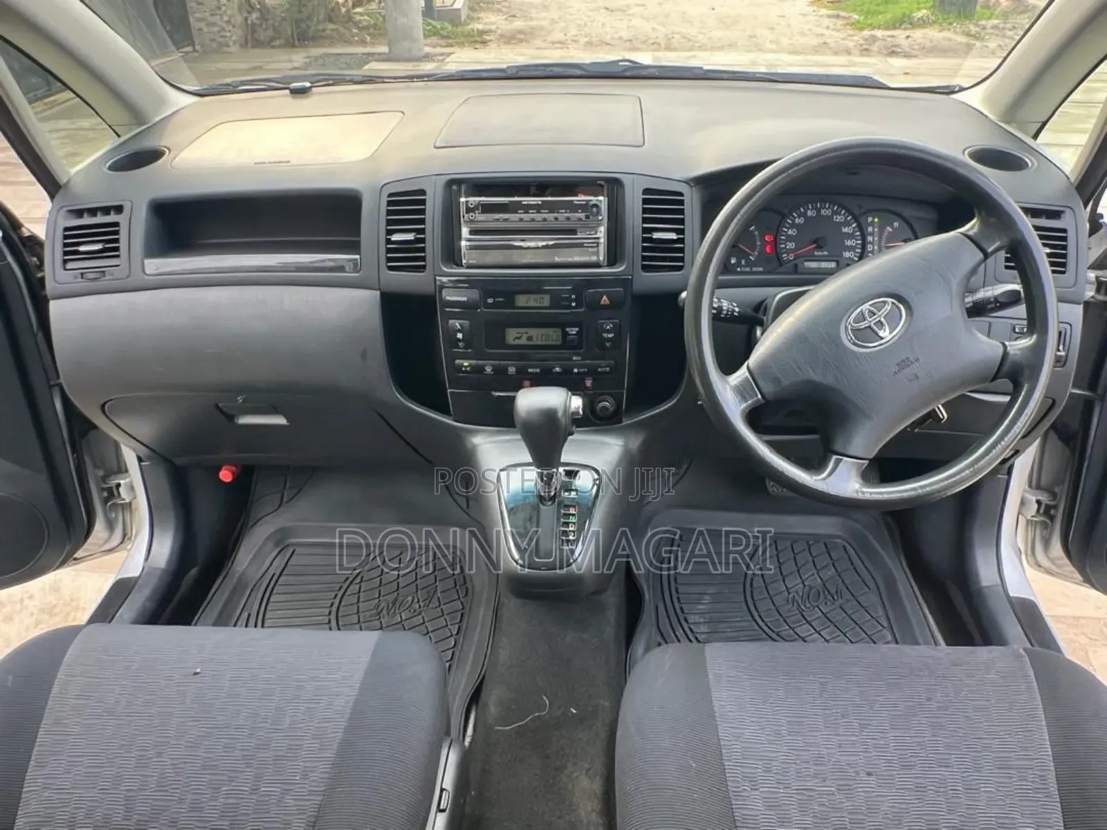Toyota Corolla Spacio 2003 Silver