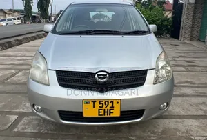 Toyota Corolla Spacio 2003 Silver