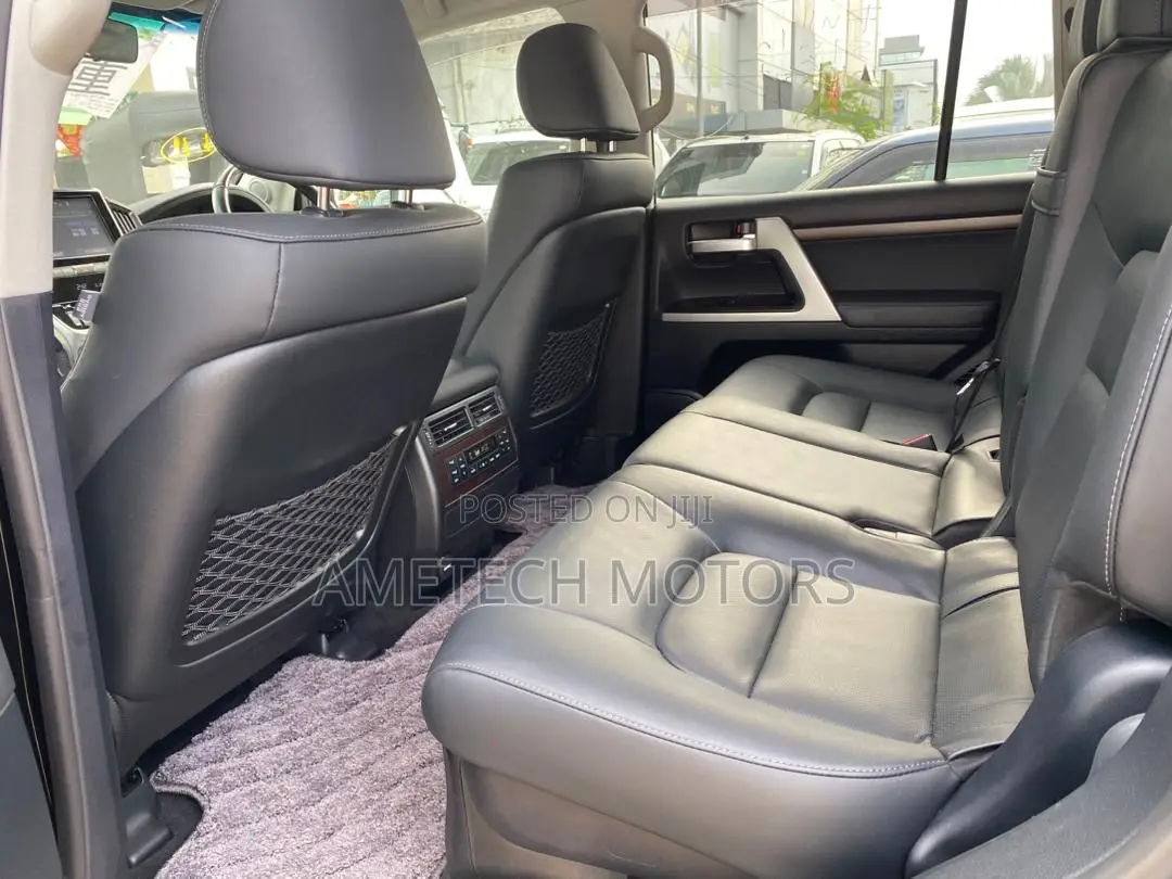 Toyota Land Cruiser 2020 Black
