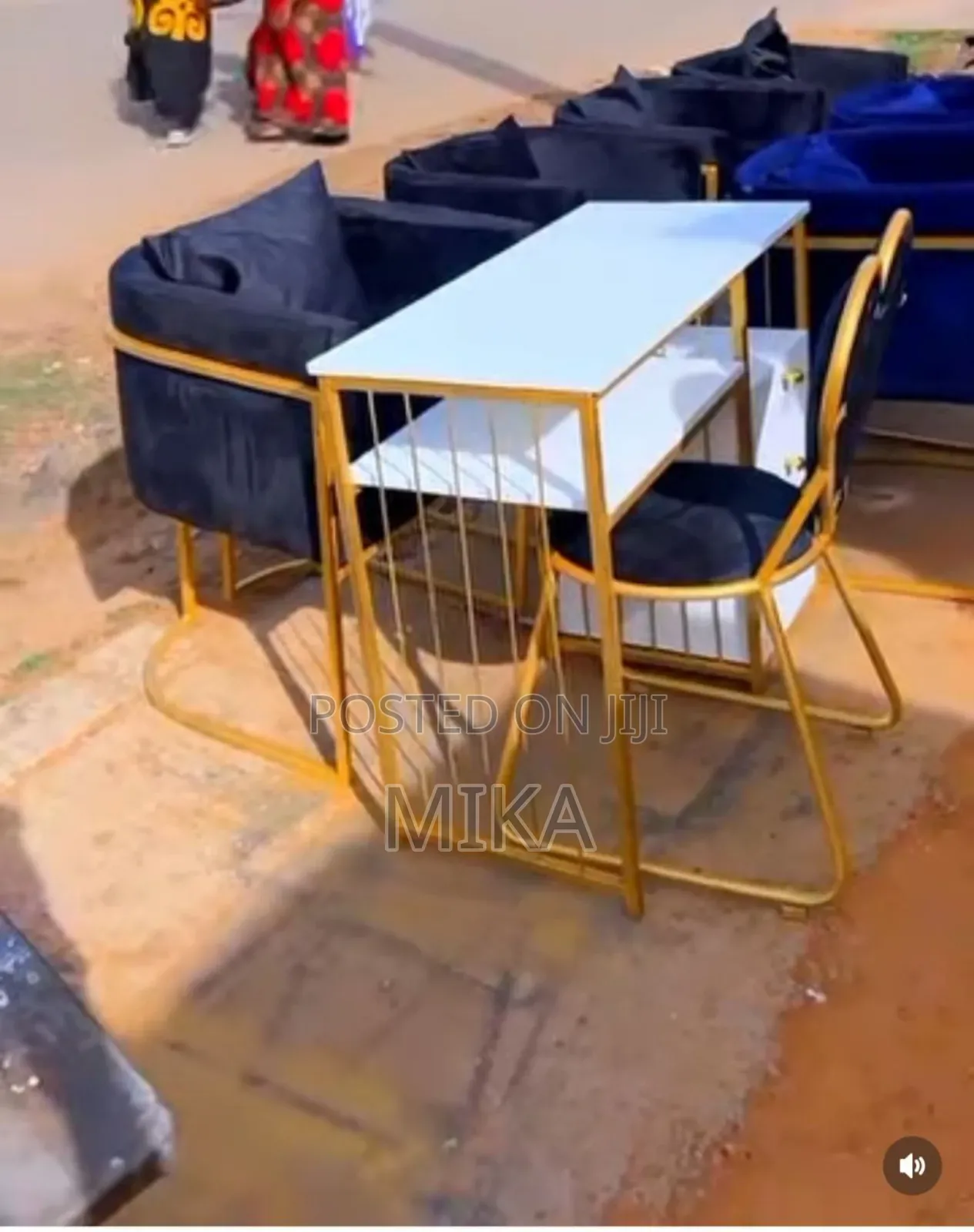Saloon Design Mirror